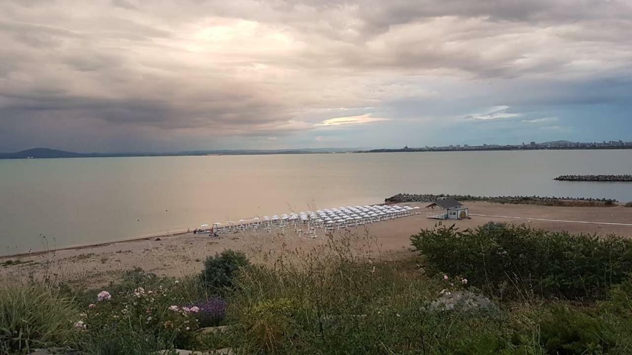 Sarafovo D&V Apartments Burgas Exterior foto